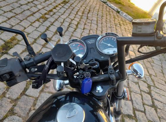 SUZUKI INTRUDER 125 SUZUKI INTRUDER 125